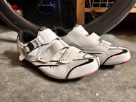 (41)  Shimano R088, Vit