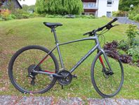 27-växlad Specialized m. hydrauliska skivbromsar, fint skic