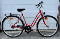 Helkama damcykel, röd, Shimano 3 växlar, 28”