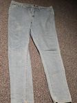 Nya Boohoo blåa jeans, storlek 44!