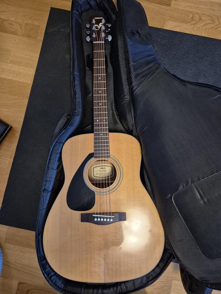 Yamaha FG 412-L (vänsterhänt)