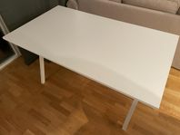 Skrivbord TROTTEN