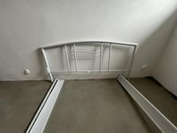 Sängram 160 cm bortskänkes