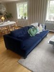 Blå soffa R.O.O.M.