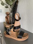 Svarta Steve Madden lädersandaler 