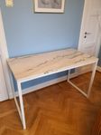 Skrivbord i marmor