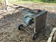 Vedkap med bord - ASEA motor