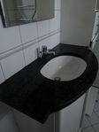 Granitskiva 100x50cm med handfat och blandare
