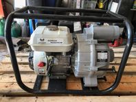 Bensindriven vattenpump