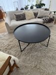 Soffbord i svart metall