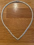 Halsband