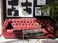 Vintage Chesterfield Soffa i rött skinn - 3-sits Skinnsoffa
