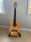Akustisk gitarr med fordral för barn eller nybörjare (3/4)