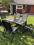 Utegrupp - matbord + 6 stolar + 6 dynor
