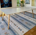 Matbord i Björk 