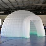 Uppblåsbar igloo för event