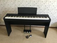  Yamaha P125 Digital Piano med stativ, 3 pedal Unit nyskick