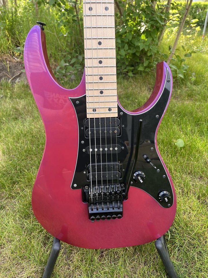 Ibanez RG550 Purple Neon HSH ...