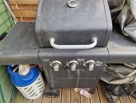 Gasolgrill och Gasolflaska 