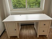 IKEA HEMNES skrivbord i fint skick