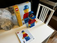 Lego Scaled up Minifigure 40649