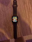 Apple Watch se 40 mm med 99% batteri kapacitet 
