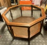 Retro träbord med glasskiva, hexagon