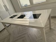 Mattbord  