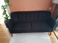 Stilrena, mångsidiga soffa Boggie, sofistikerat svart kläd