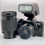 Minolta Dynax 7000i Paket – AF Zoom 35-105mm & Flash