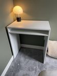Skrivbord, Lampa, Mikro