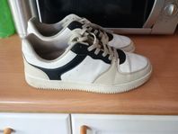 sneakers strlk 42 Lejon