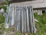 Staketstolpar, galvade, vinkeljärn, stolpar