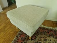 Beige fotpall  65 x 65 cm
