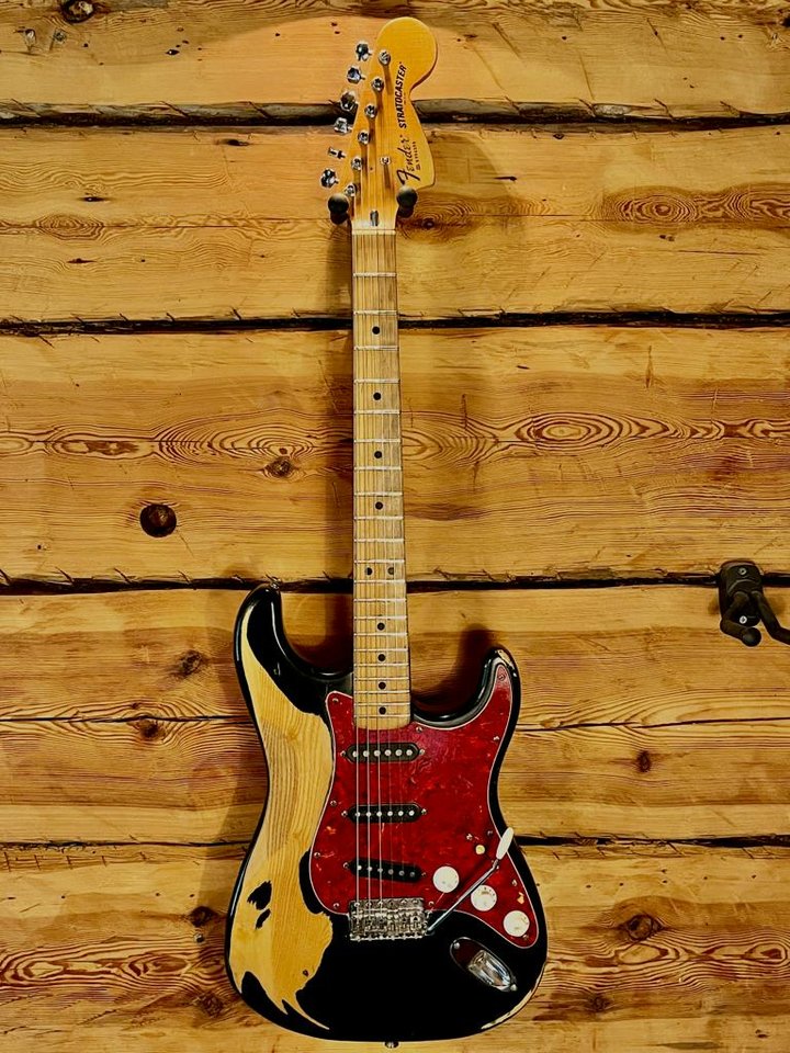 Elgitarr Fender Stratocaster ...