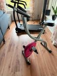 Träningscykel och Boxningssäckar