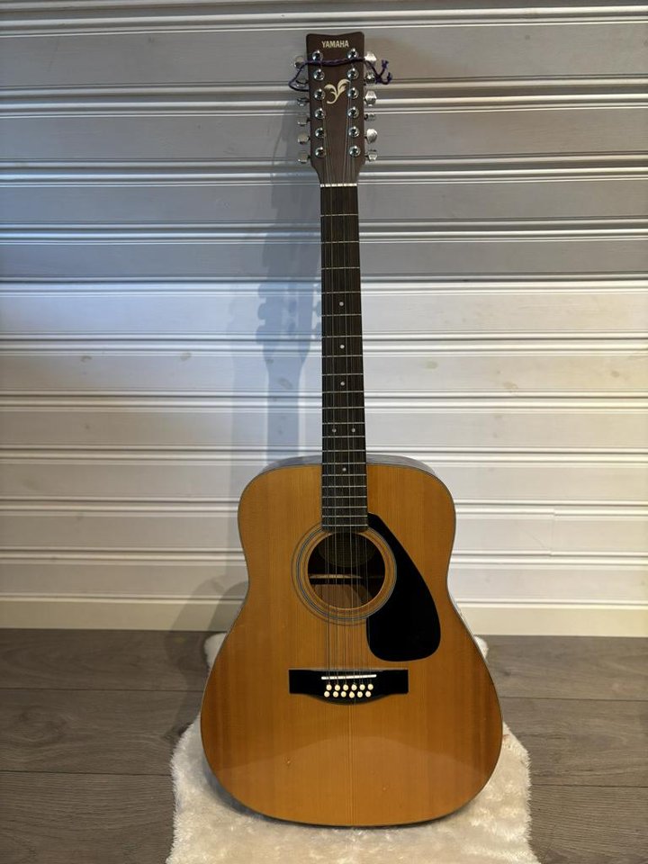 Yamaha FG-410-12A  Guitar