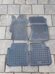 4 delar originalgummimattor Subaru Outback 