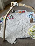 Lovevery babygym