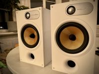 Bowers & Wilkins 685