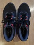 Asics skor stl 41,5 