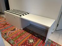 Stuva/småstad barnmöbel med bord och förvaring