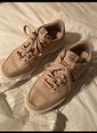 Nike Air Force skor