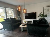 Sweef loveseat