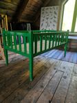 Fin vintage barnsäng