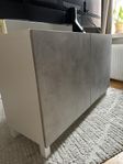 Tv-bänk Bestå 