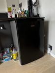 Svart Delonghi frys DUF55T22E