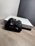 Xbox One X 1TB + Elite Controller