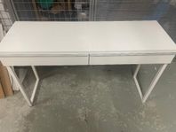 Skrivbord