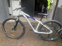 White PRO 2022 27,5 MTB S
